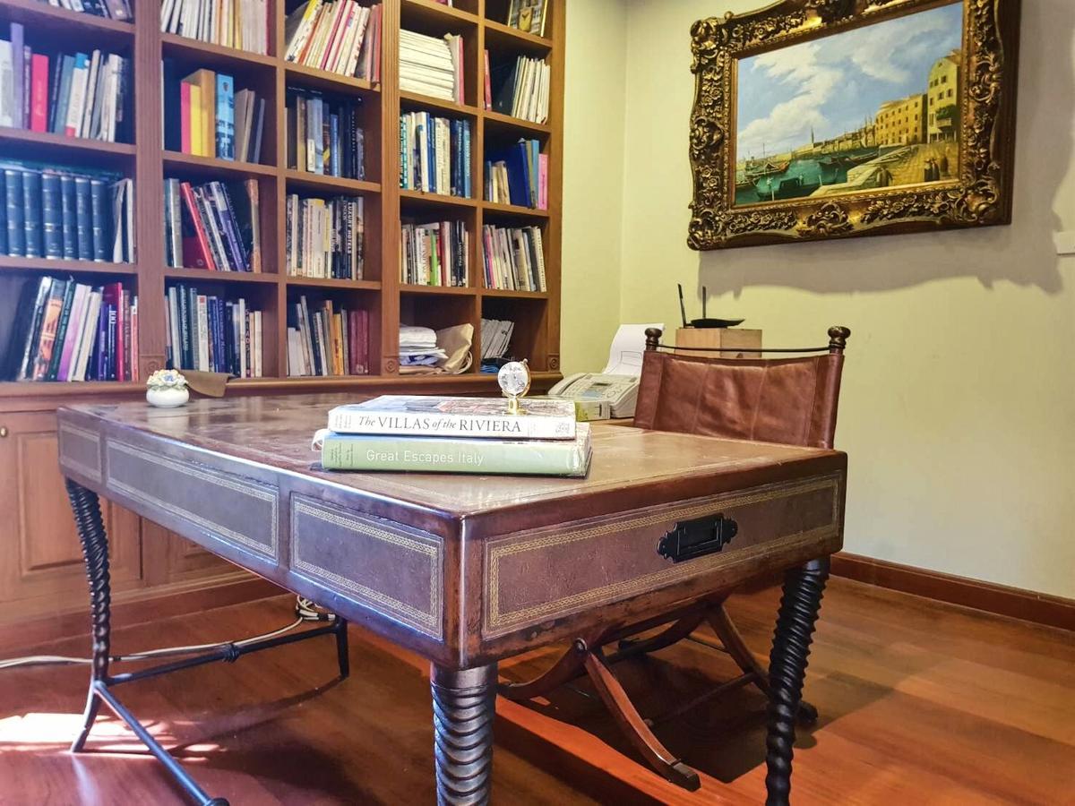 Prompimarn Villa Toscana Bangkok Buitenkant foto